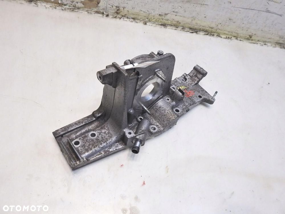 PODSTAWA POMPY WTRYSKOWEJ SUBARU LEGACY V 2.0 D - 6