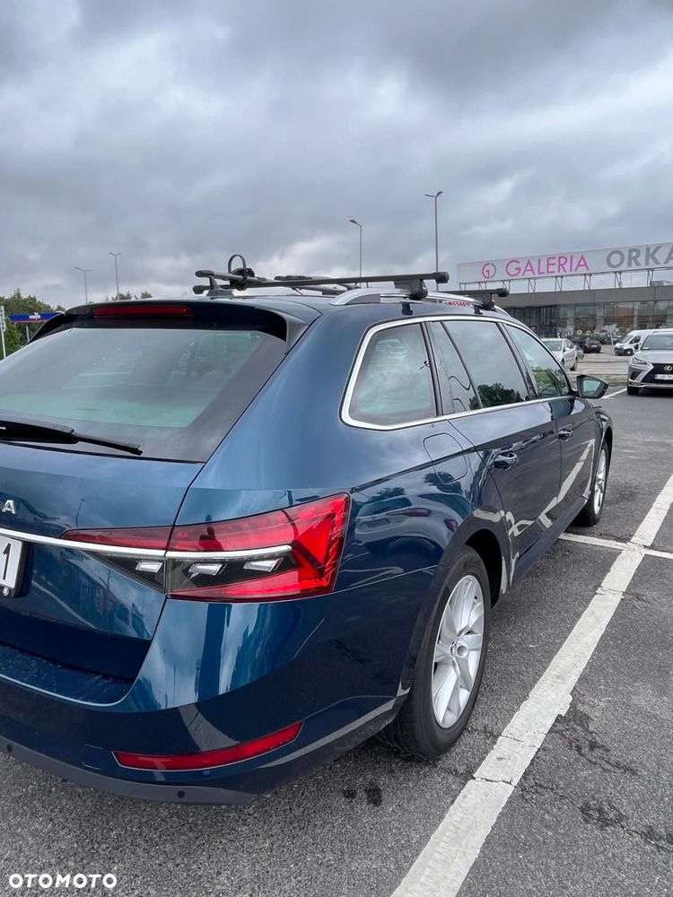 Skoda Superb 2.0 TDI SCR Style DSG - 4