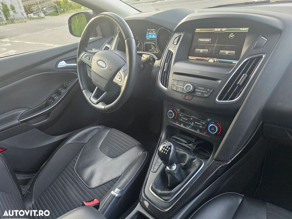 Ford Focus 1.5 TDCi Titanium - 16