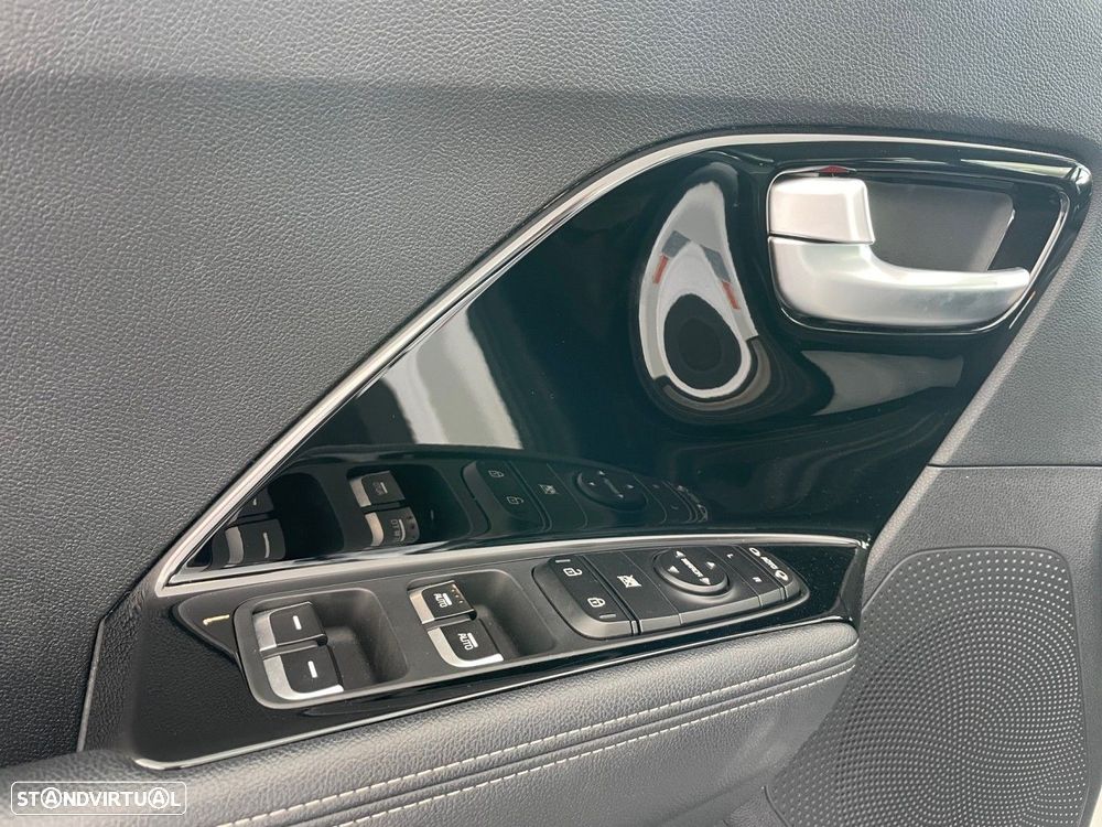 Kia Niro 1.6 GDi HEV Drive - 13