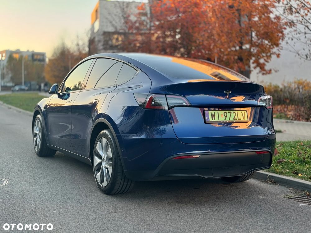 Tesla Y Model Long Range Dual Motor AWD - 6