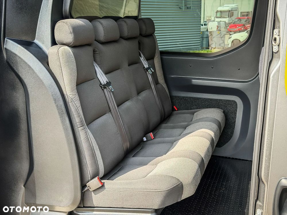 Iveco Daily 35S16A8 V - Furgon Brygadowy 7 osobowy 50 Lecie IVECO od ręki - 29