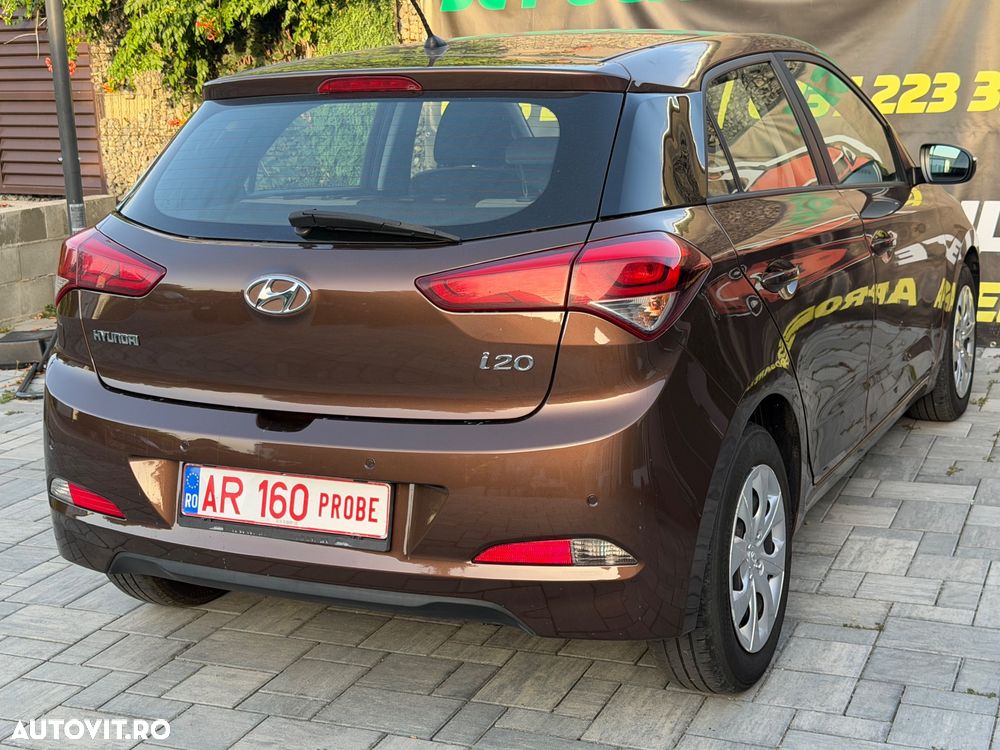 Hyundai i20 1.1 CRDi Comfort+ - 3