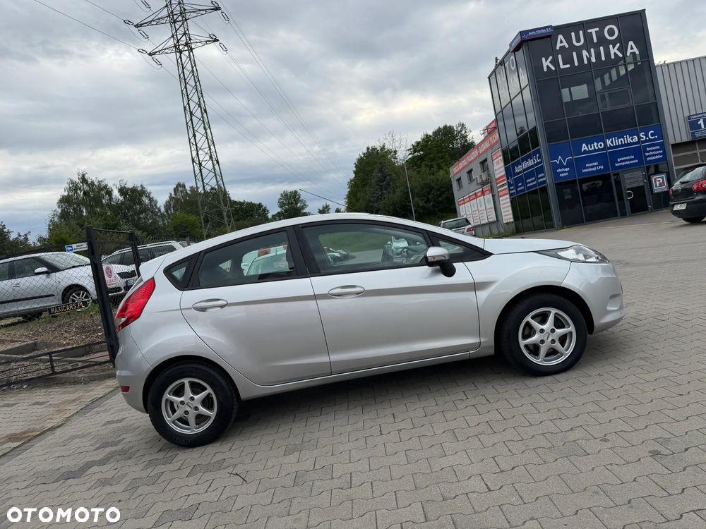 Ford Fiesta 1.25 Trend - 4