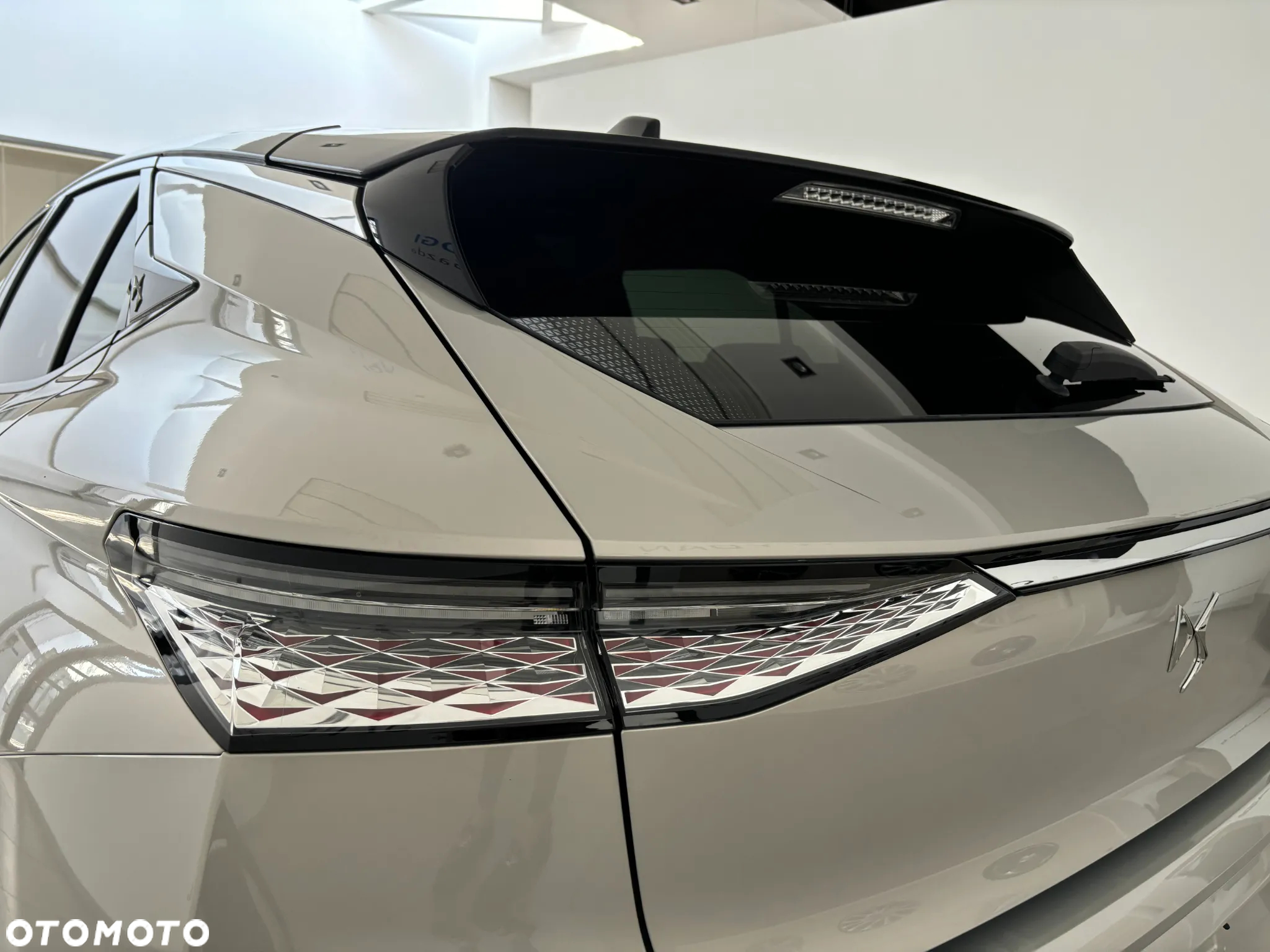 DS Automobiles DS 4 - 10