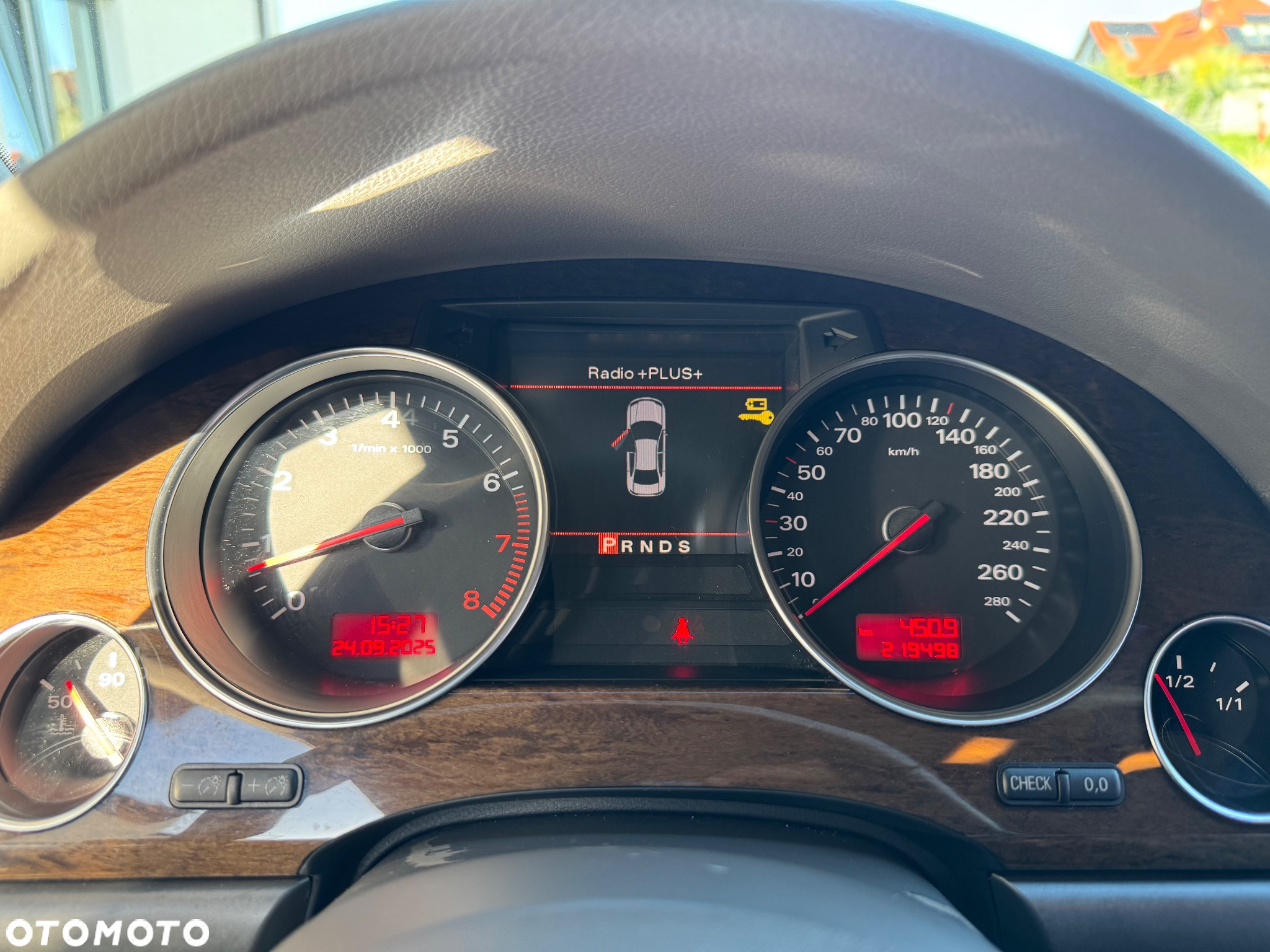 Audi A8 6.0 Quattro - 16