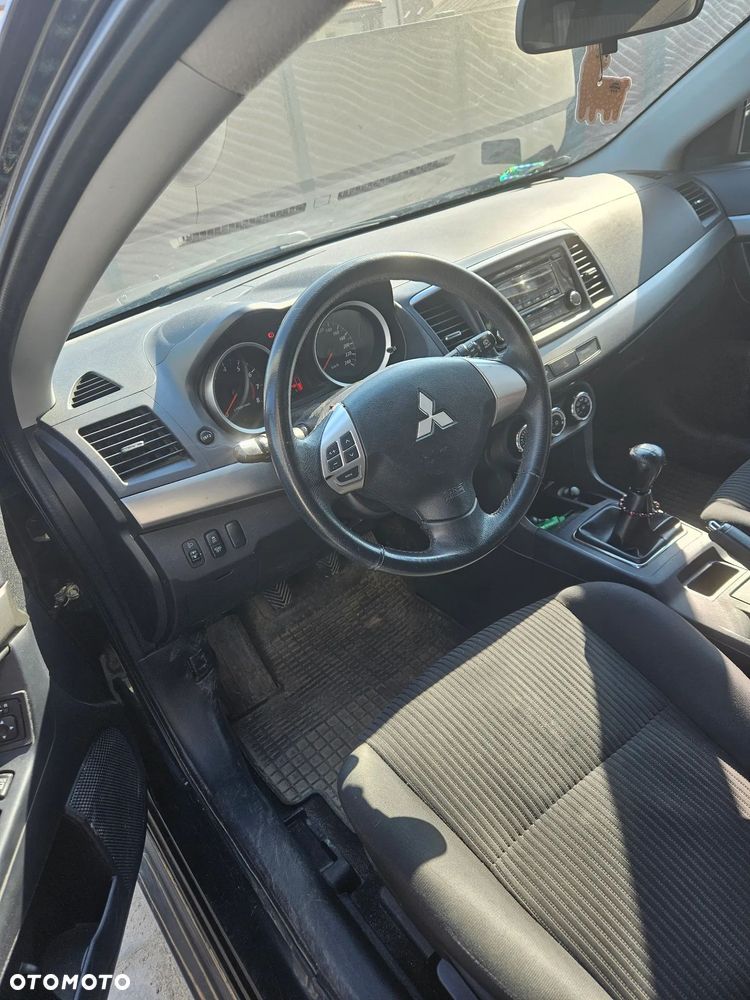 Mitsubishi Lancer 1.6 Intense - 7