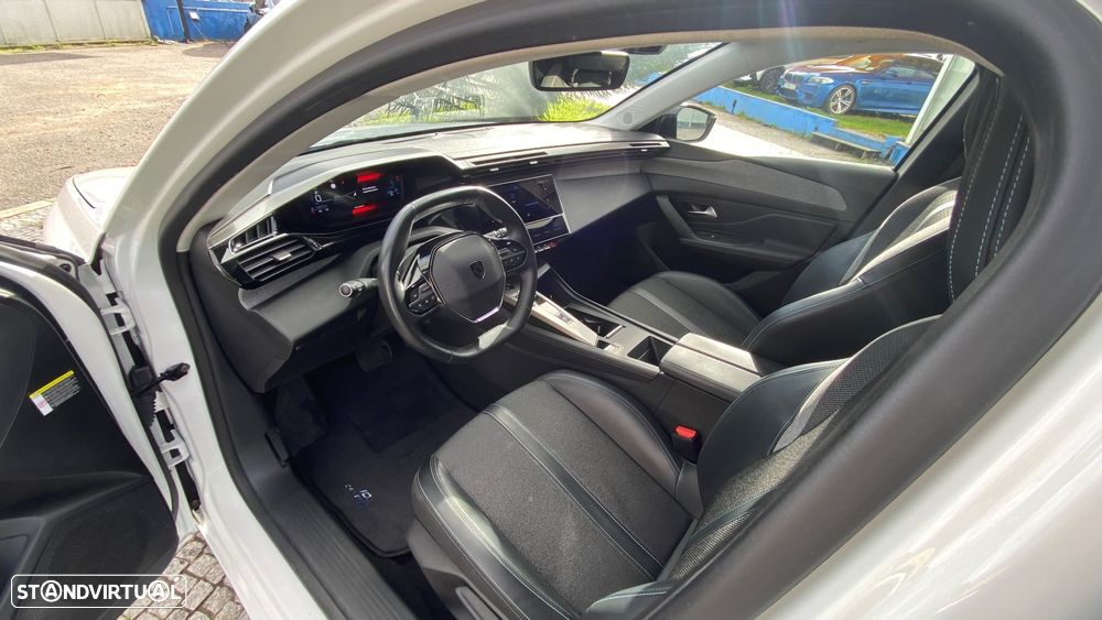 Peugeot 308 SW 1.5 BlueHDi Allure EAT8 - 18