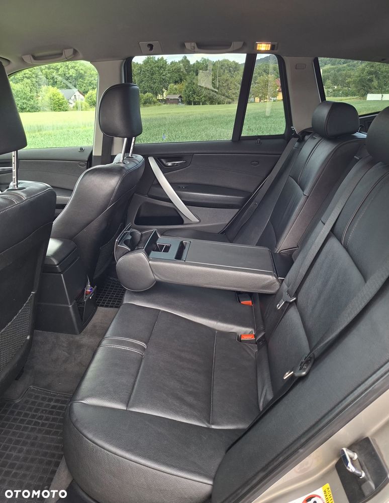 BMW X3 3.0d - 13