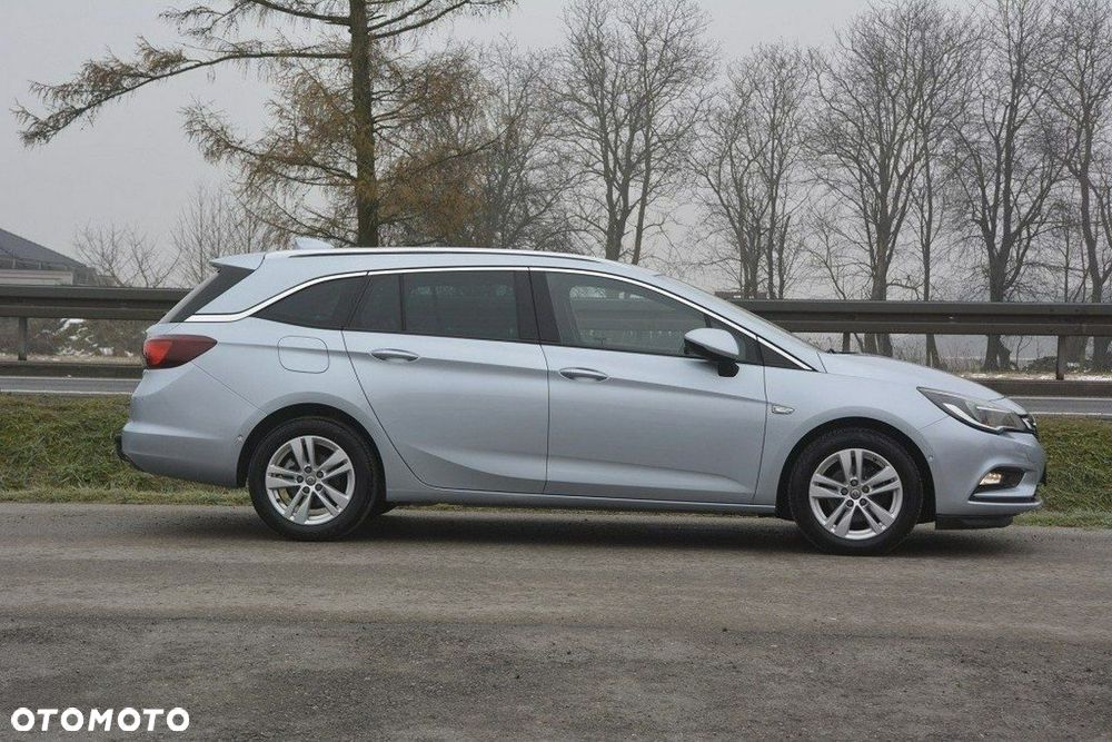 Opel Astra 1.6 D (CDTI) Start/Stop Innovation - 11