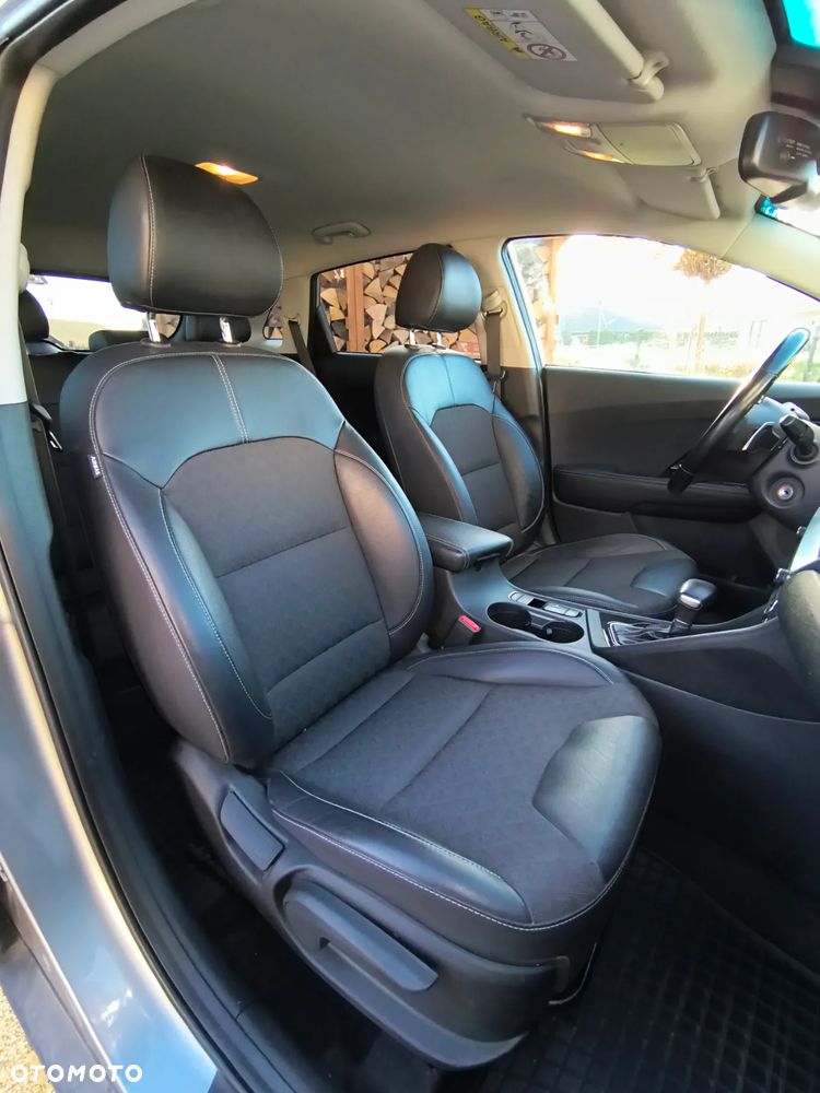 Kia Niro 1.6 GDI Hybrid L - 9