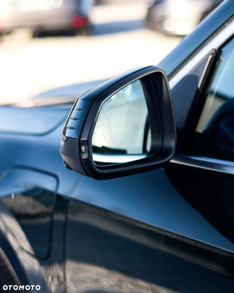 BMW X1 xDrive25e M Sportpaket - 28