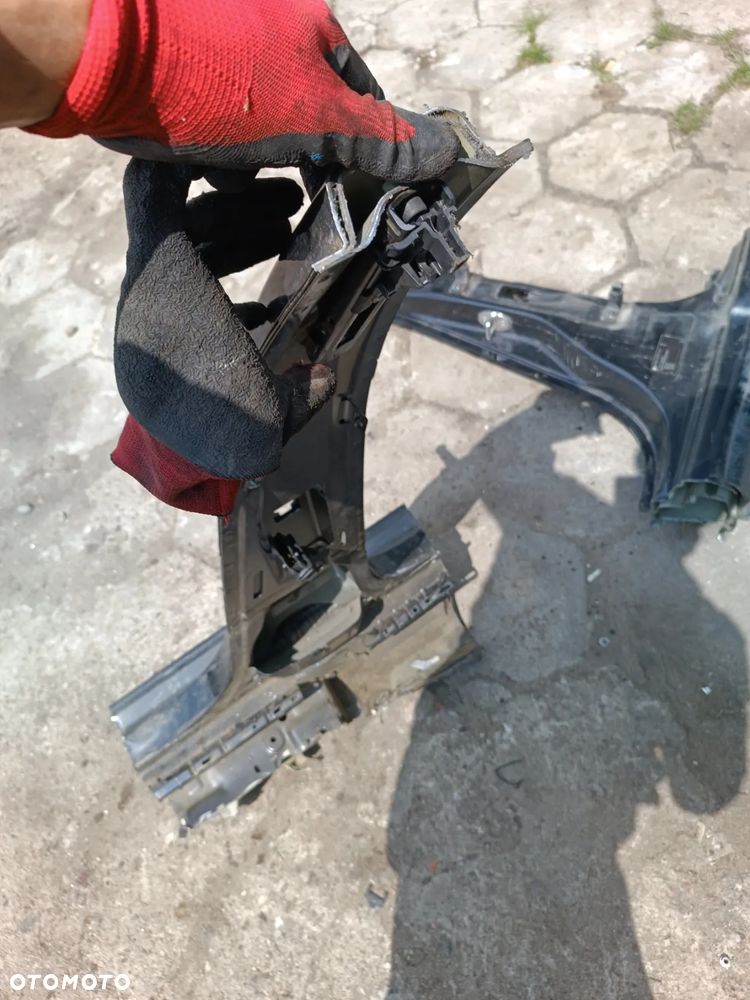 POSZYCIE SŁUPEK PRAWY ĆWIARTKA SKODA OCTAVIA 3 III HB SEDAN LF9R 1Z17 - 2