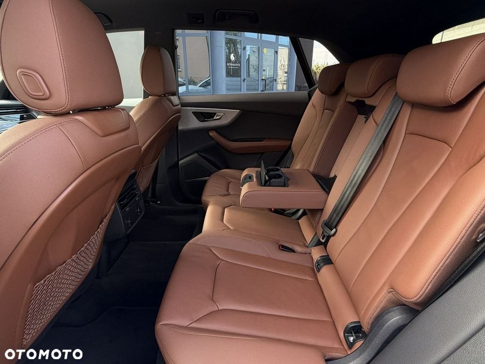 Audi Q8 - 28