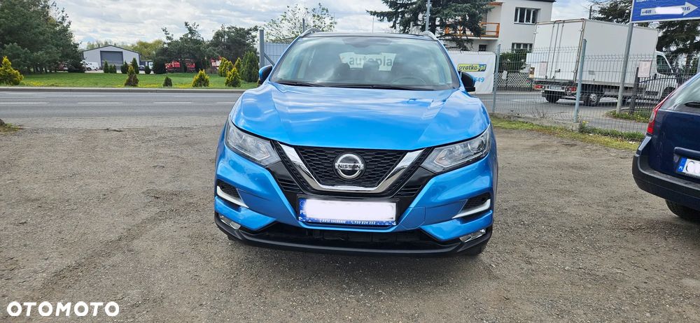 Nissan Qashqai 1.3 DIG-T SHIRO - 2