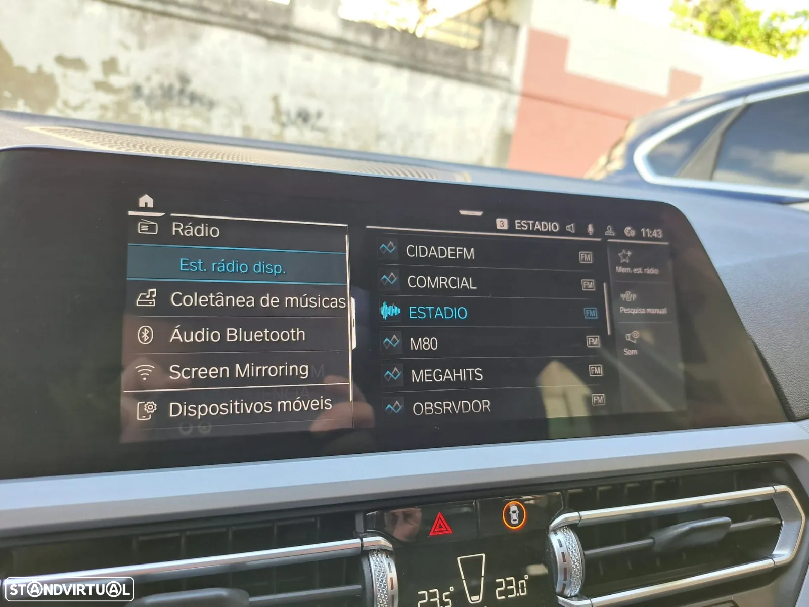 BMW 330 e Line Luxury Auto - 29
