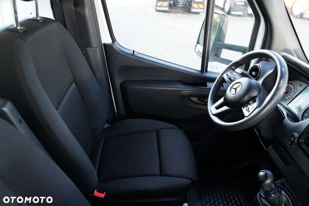 Mercedes-Benz SPRINTER 315 CDI / KONTENER 4,4 M / WINDA DHOLLANDIA - 750 KG / BLIŹNIAK / SPROWADZONY - 24