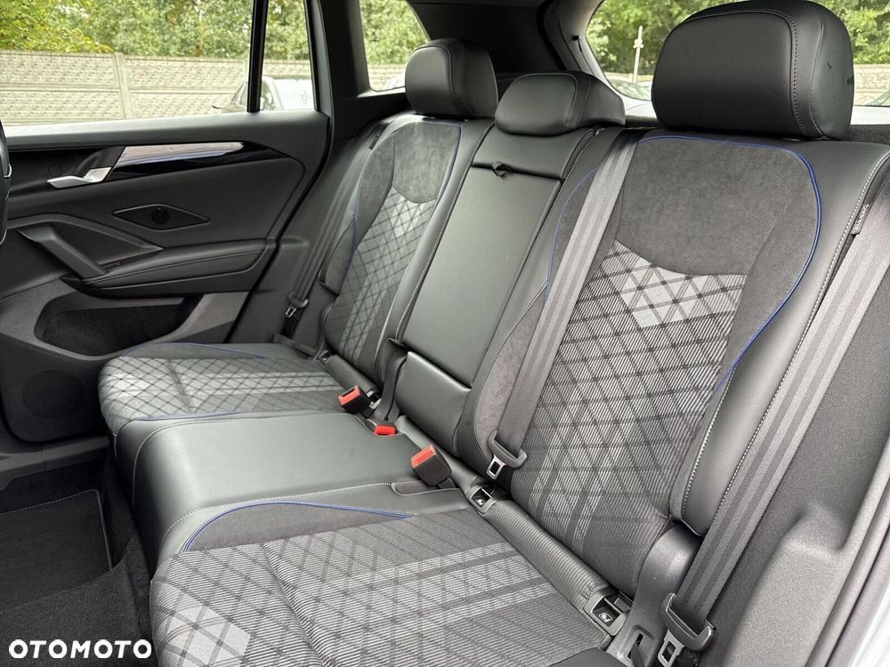 Volkswagen Tiguan - 16