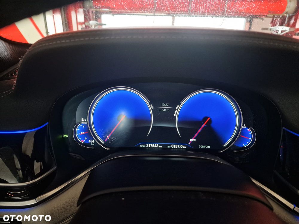 BMW Seria 7 740d xDrive - 5