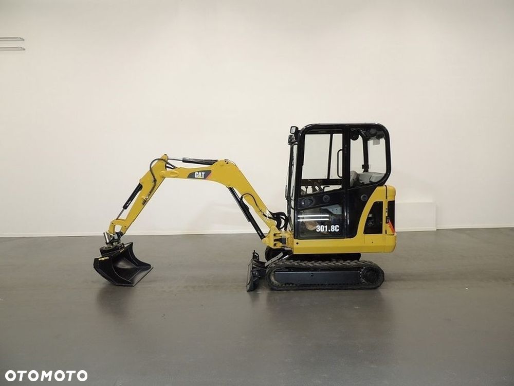 Caterpillar 301.8C - 1