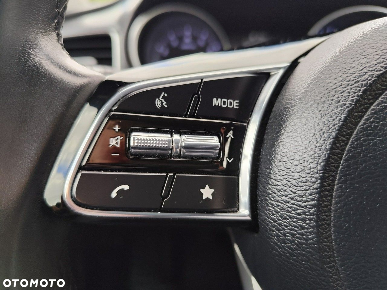 Kia XCeed - 16