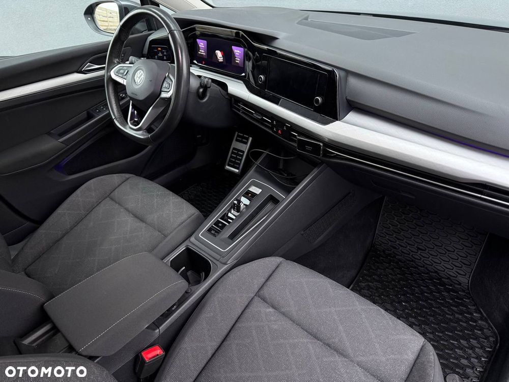 Volkswagen Golf - 12