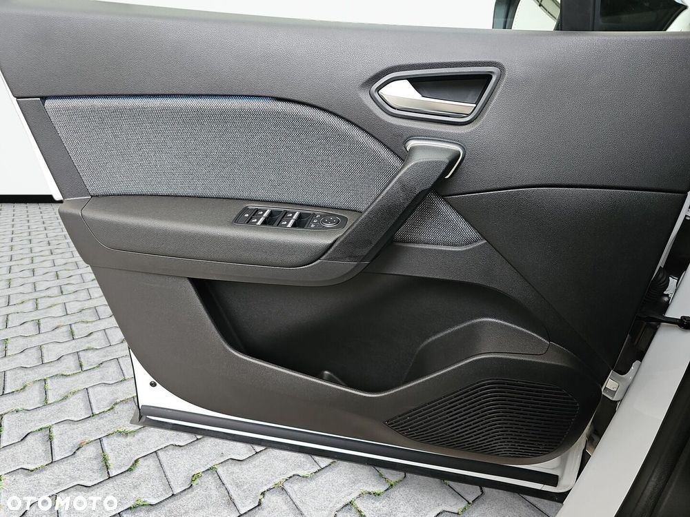 Renault Captur - 21