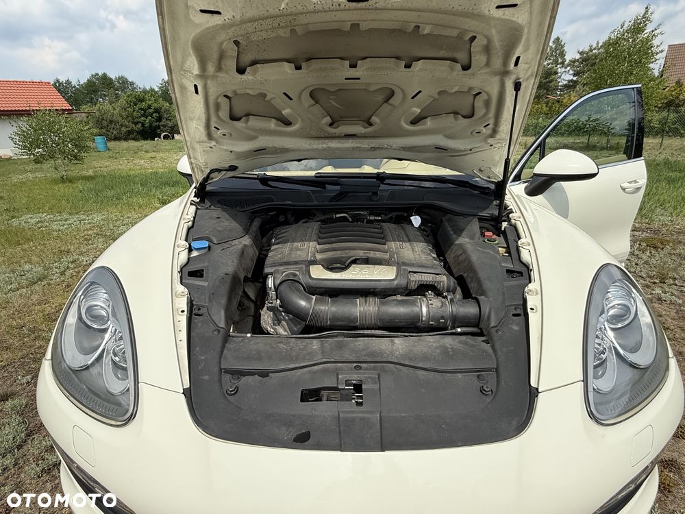 Porsche Cayenne - 27