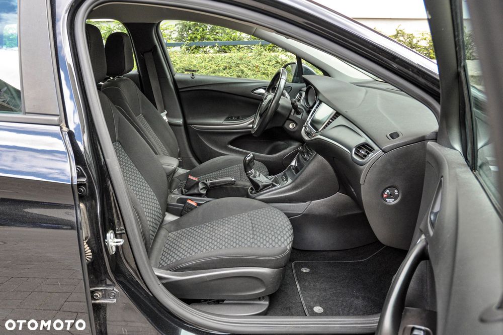 Opel Astra - 11