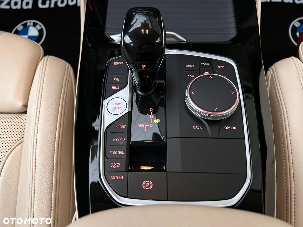 BMW X3 xDrive30e - 28
