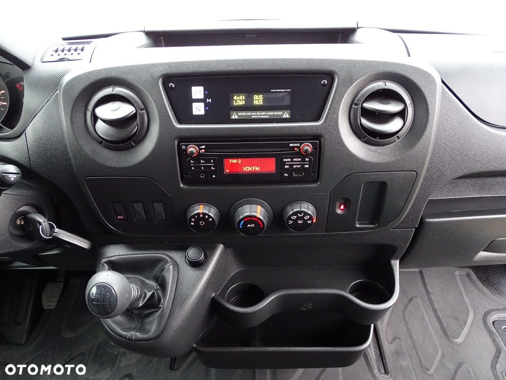 Renault Master 2.3 130 4x4 Brygadówka DOKA 7 Osób Skrzynia 3.18 m. UNIKAT! JEDYNY TAKI !! - 30