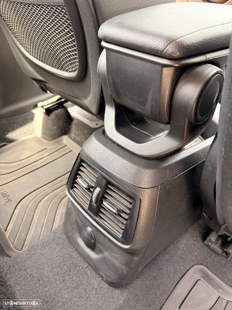 BMW 216 Active Tourer d - 27