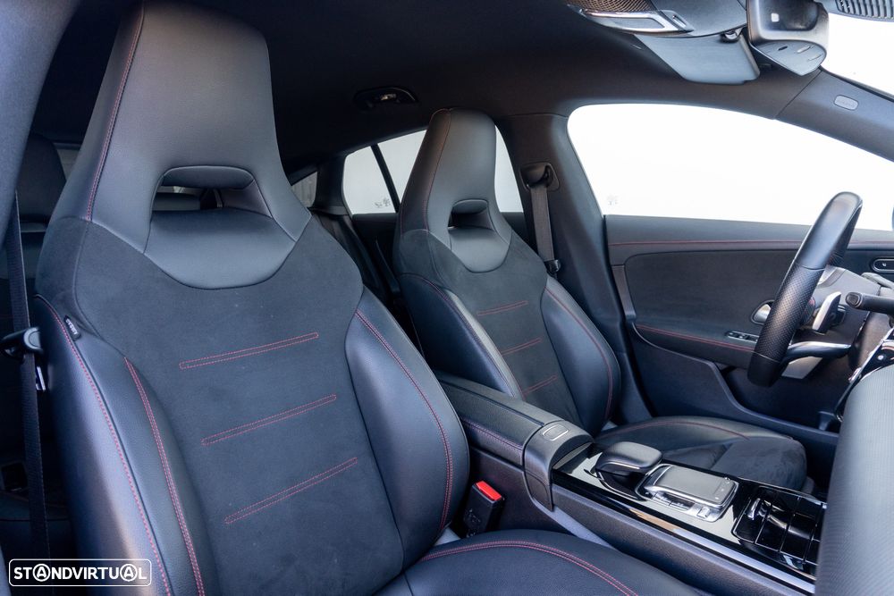 Mercedes-Benz CLA 180 7G-DCT AMG Line - 30