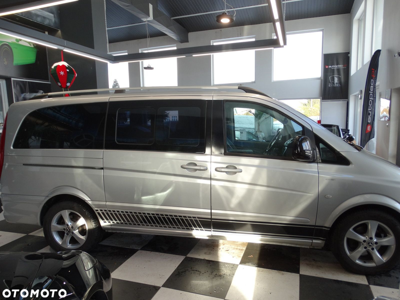 Mercedes-Benz Viano - 7