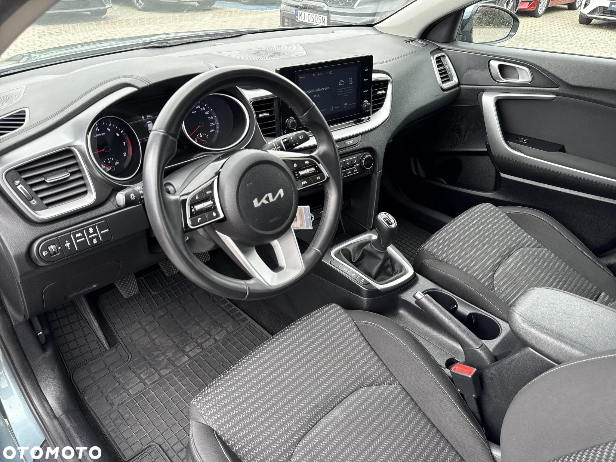 Kia Ceed 1.5 T-GDI M - 9