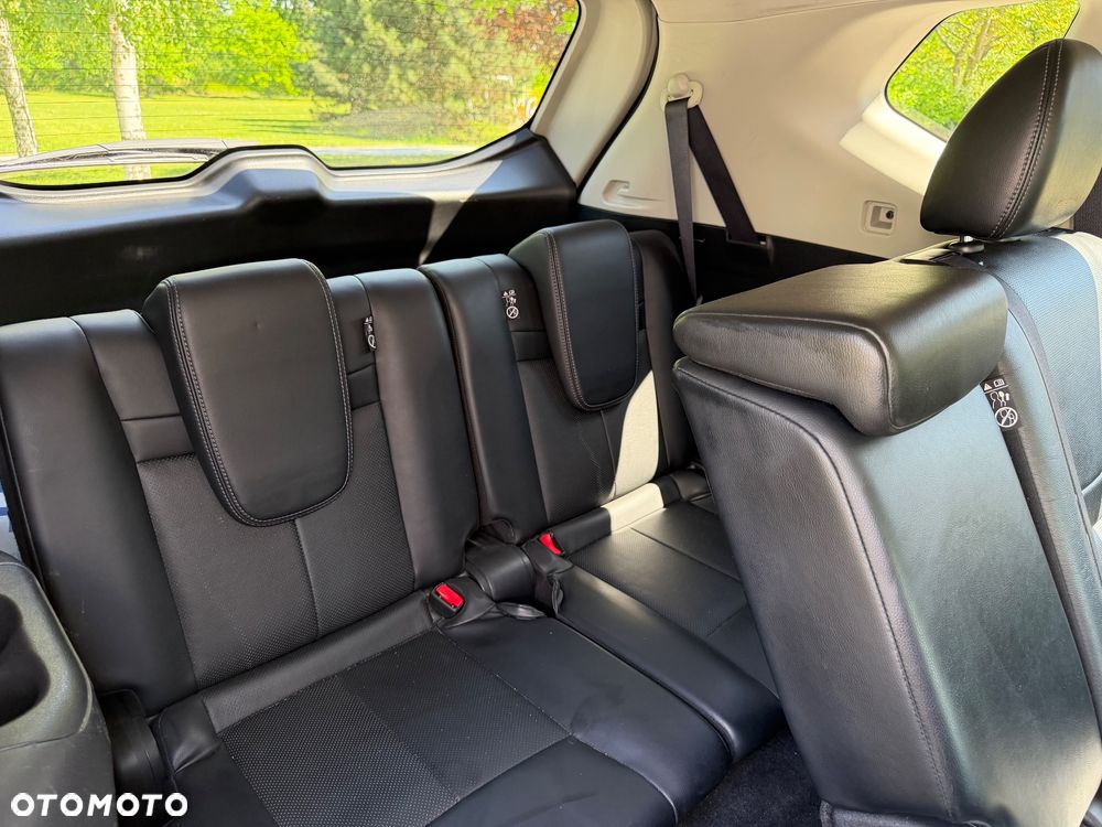 Nissan X-Trail 2.0 dCi ALL-MODE 4x4i Xtronic Tekna - 24