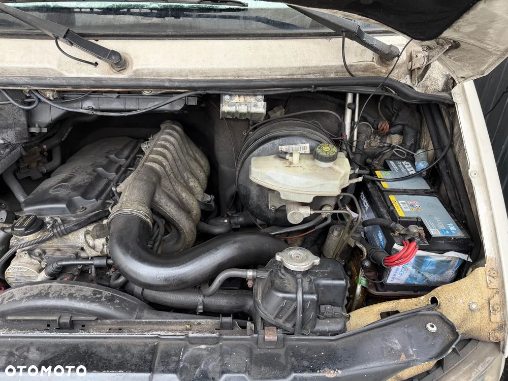 Mercedes-Benz Sprinter - 4