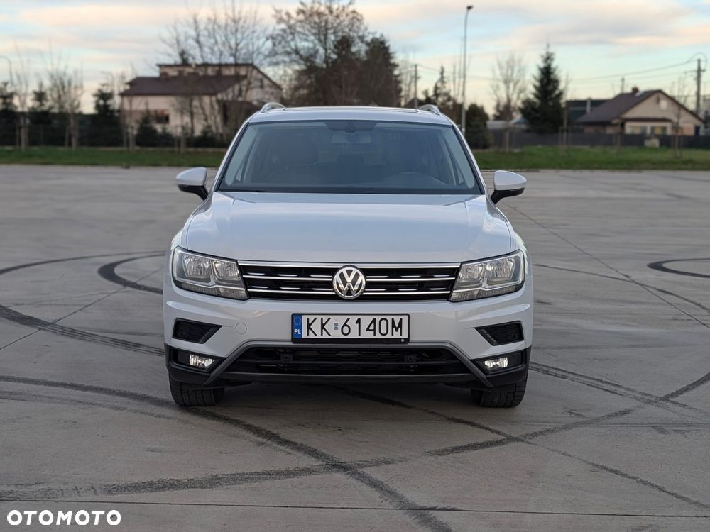 Volkswagen Tiguan - 4