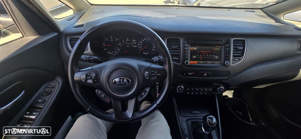 Kia Carens 1.7 CRDi ISG TX - 8