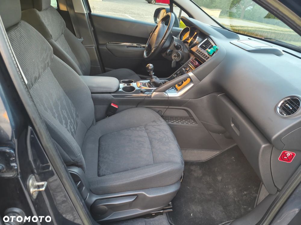 Peugeot 3008 1.6 HDi Active - 10