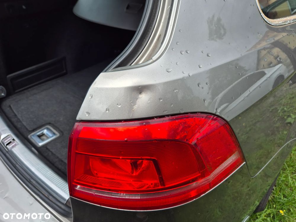 Volkswagen Passat 2.0 TDI Comfortline - 12