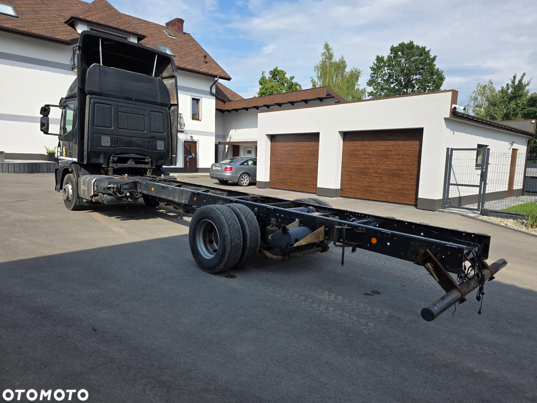Iveco EUROCARGO 160E28  RAMA DO ZABUDOWY/  LAWETA / MANUAL / - 4