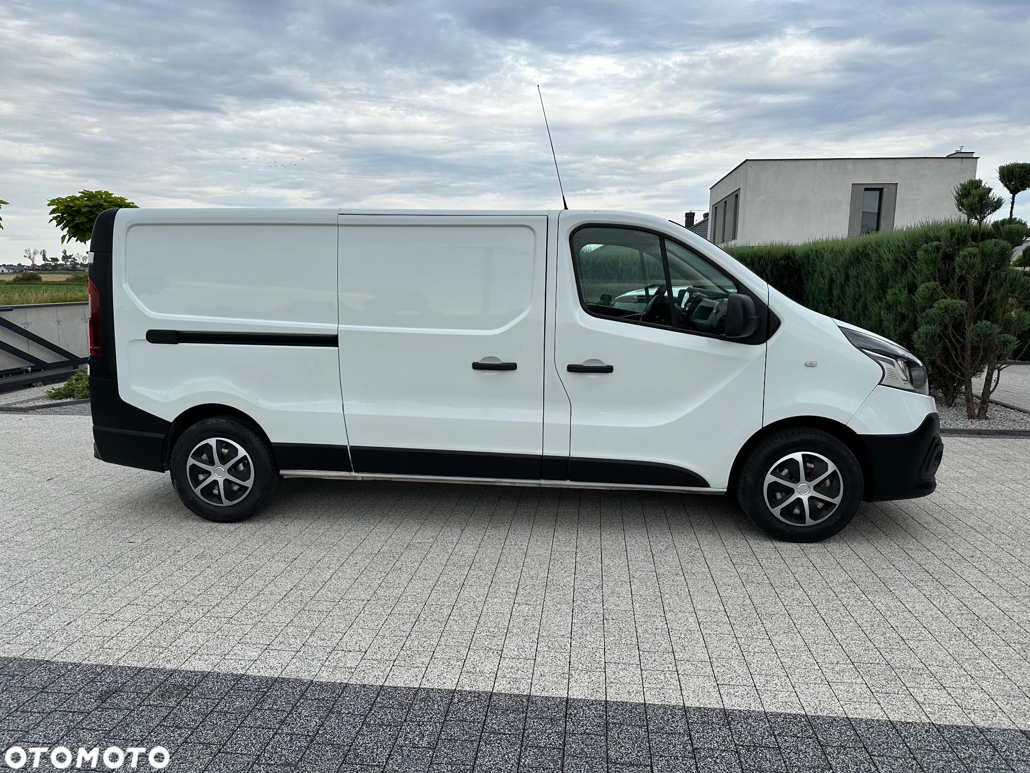 Renault Trafic Blue dCi 110 Evolution - 4