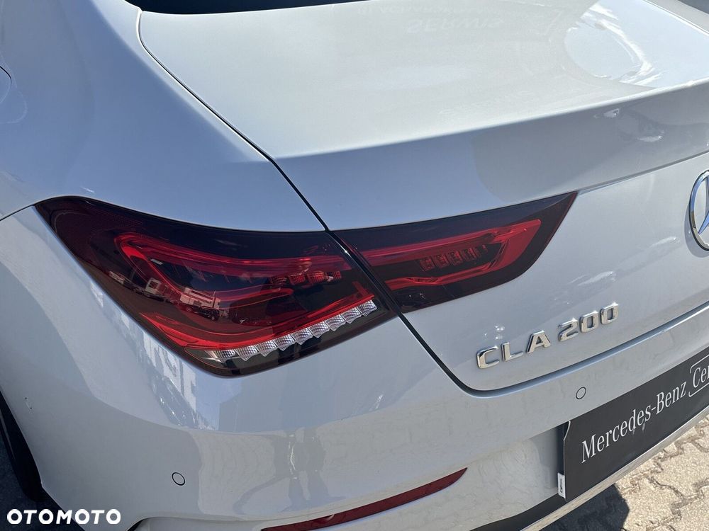 Mercedes-Benz CLA - 12