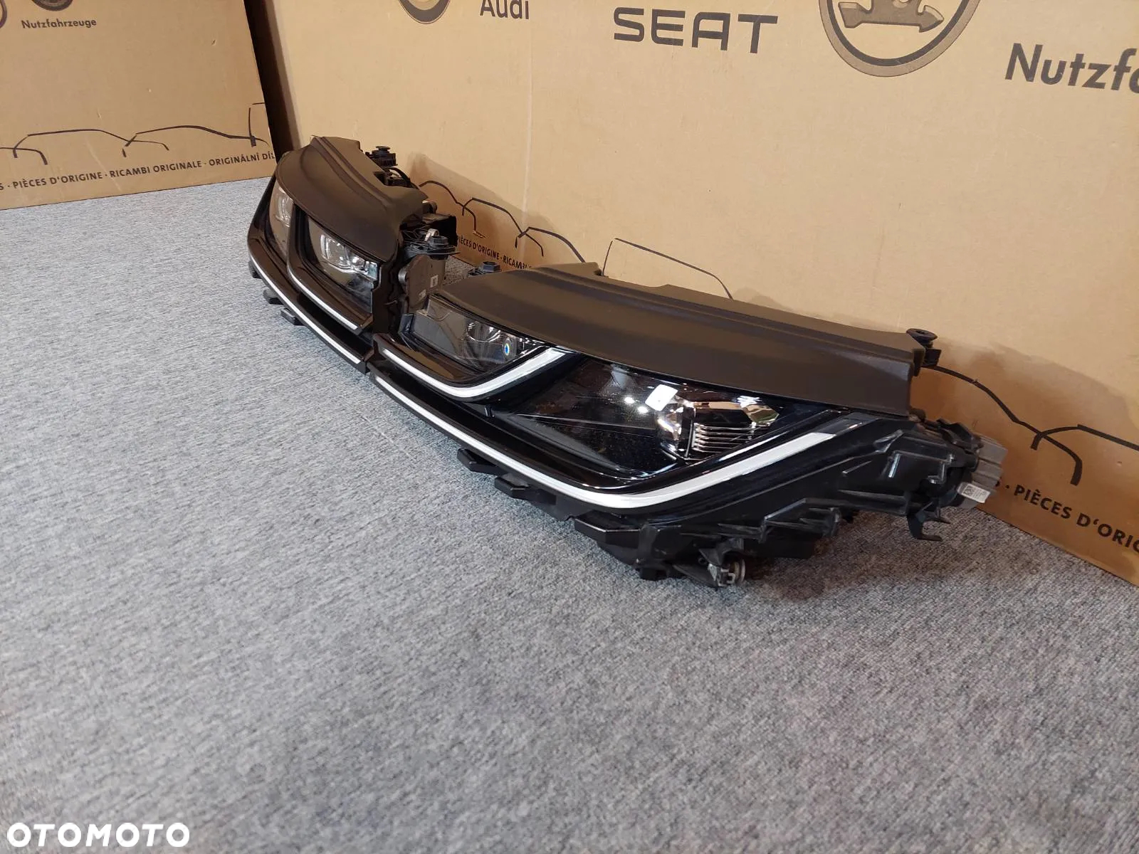 VW ARTEON R Model Lift 2021-2024 Kompletny przod Maska Zderzak Pas Lampy Blotniki - 26