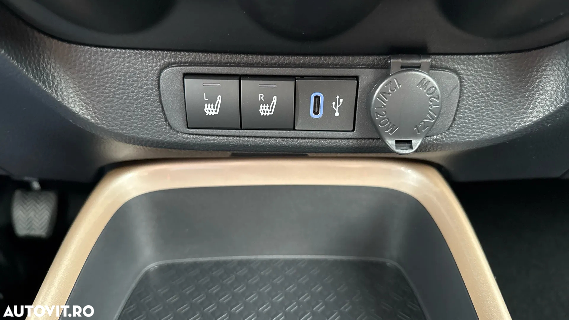 Toyota Aygo X 1.0l MT Dynamic - 28