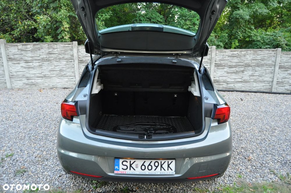 Opel Astra 1.4 T Dynamic S&S - 16