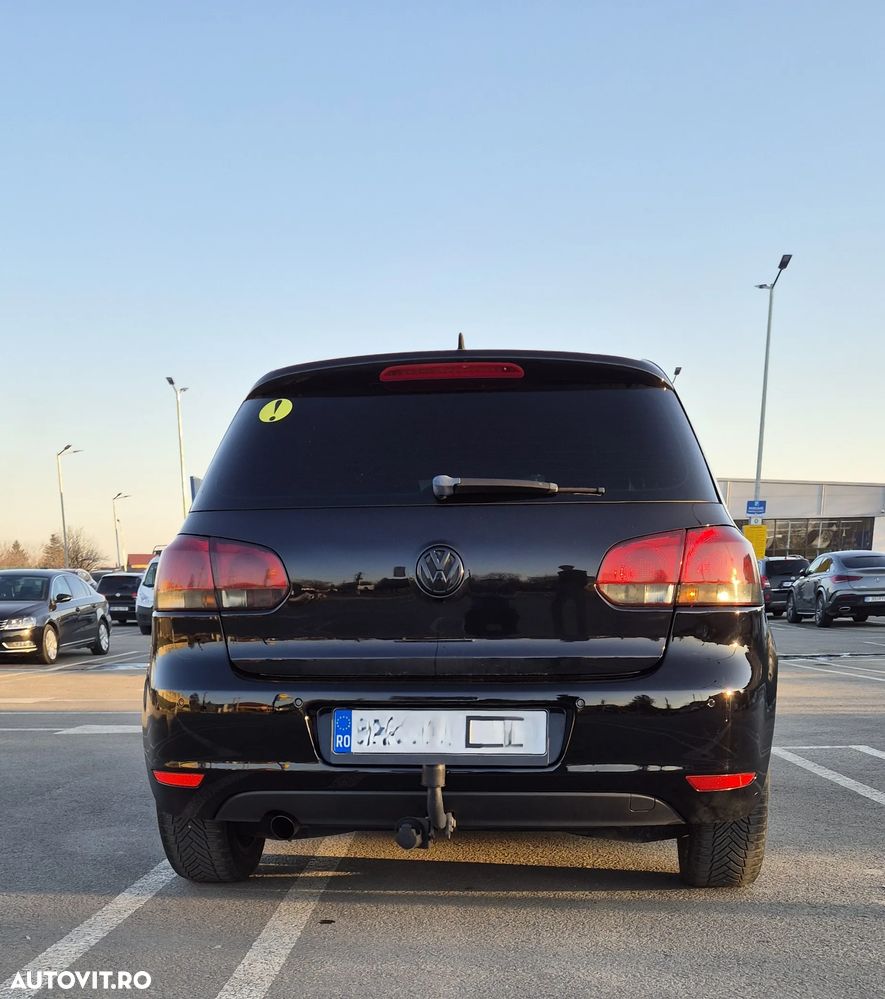Volkswagen Golf 1.6 TDI DPF Comfortline - 3