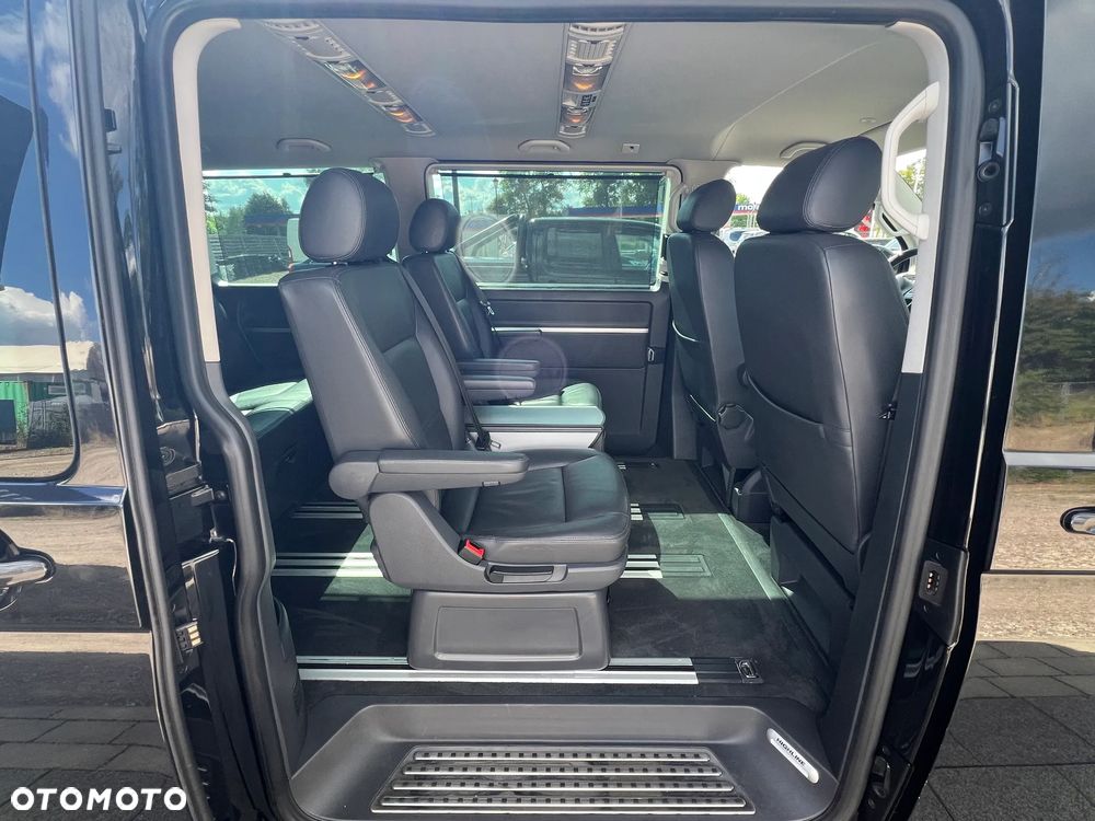 Volkswagen Multivan - 21
