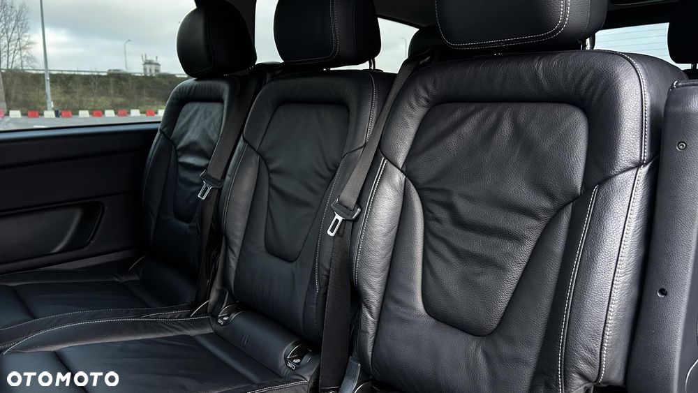 Mercedes-Benz Klasa V - 26